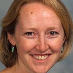 Dr Jennifer  Walker
