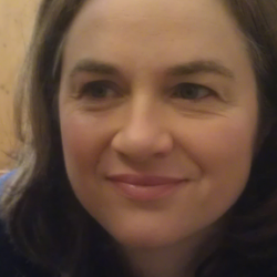 Dr Joanne  Jones
