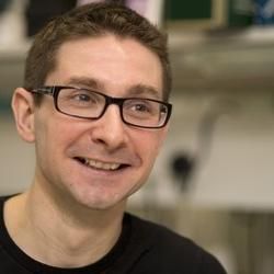 Dr Leo  James