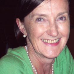 Dr Pamela  Ewan