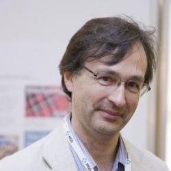 Dr Robert  Busch