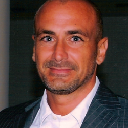 Dr Stefano  Pluchino