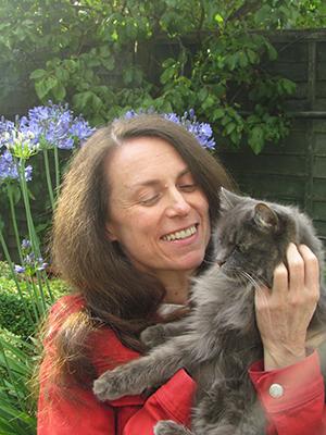 Clare Bryant wins Alzheimer's Research UK's Interdisciplinary Research Grants
